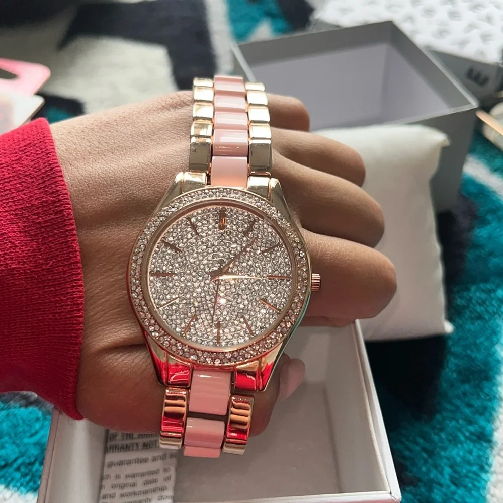 Watch - Picture 4 of 4